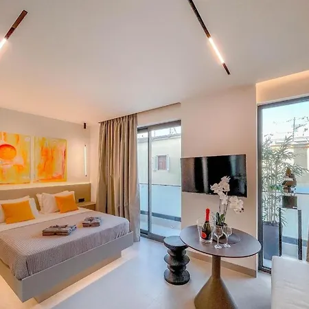Luxury شقة